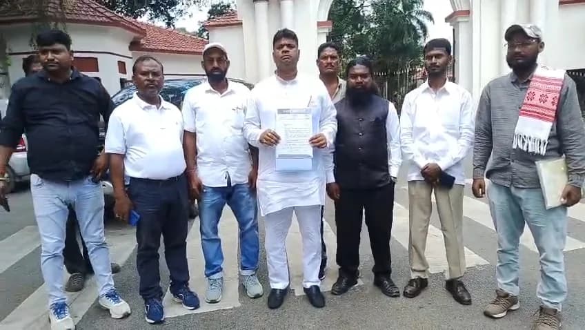 भाजपा जिला मंत्री रूपेश वर्मा ने राज्यपाल को सौंपा सात सूत्री मांग पत्र, विस्थापन, प्रदूषण और हाथी आतंक का मुद्दा उठाया