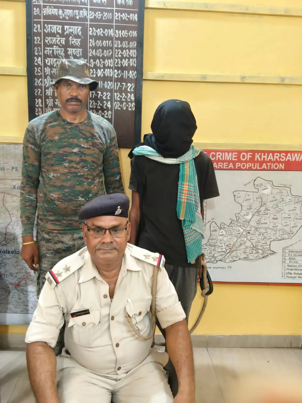कागज पर 15 हजार किलो चावल, गोदाम में एक दाना भी नहीं! PDS डीलर गिरफ्तार