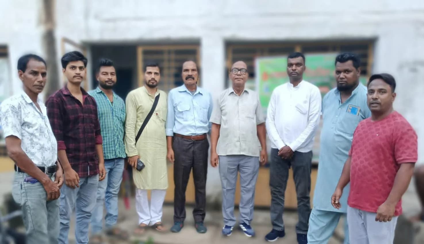 मुसाबनी में इलाज की कमी पर फूटा जनाक्रोश, अब गांधी प्रतिमा के सामने गूंजेगा स्वास्थ्य का सवाल